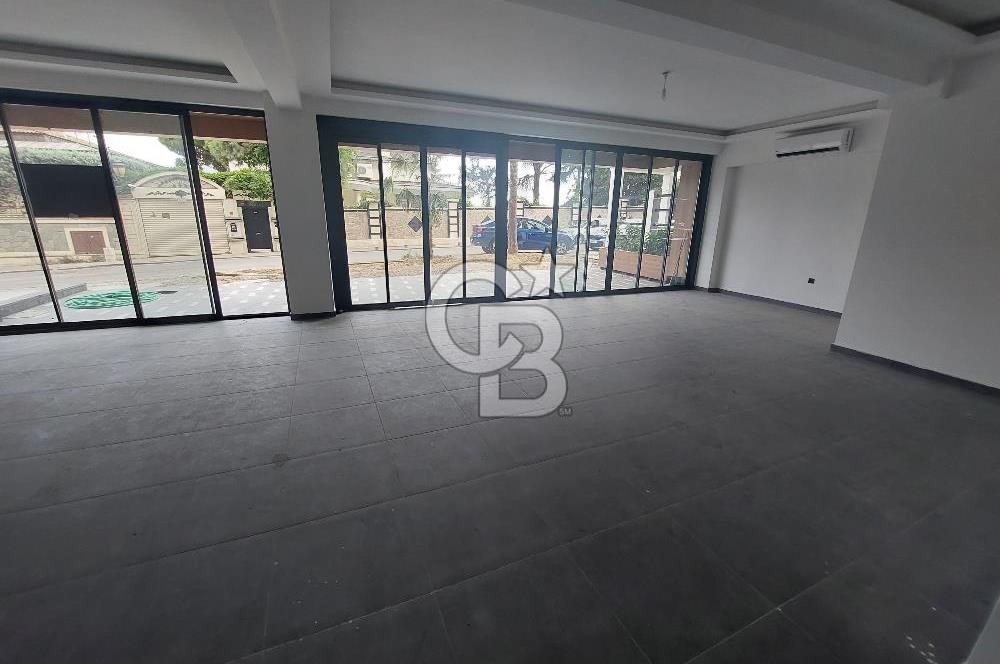 Pendik Batı mahallesinde sıfır kiralık 200 m2 dükkan işyeri