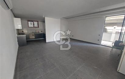 Pendik Batı mahallesinde sıfır kiralık 200 m2 dükkan işyeri