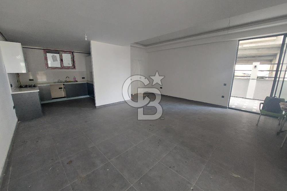 Pendik Batı mahallesinde sıfır kiralık 200 m2 dükkan işyeri