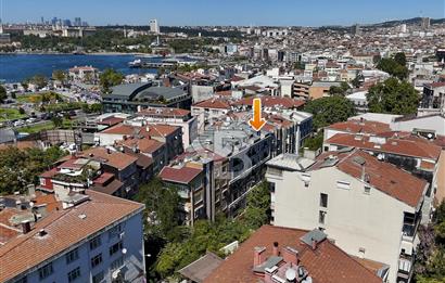 Moda Caferağa satılık çatı dubleksi iki stüdyo 80m2 yeni bina