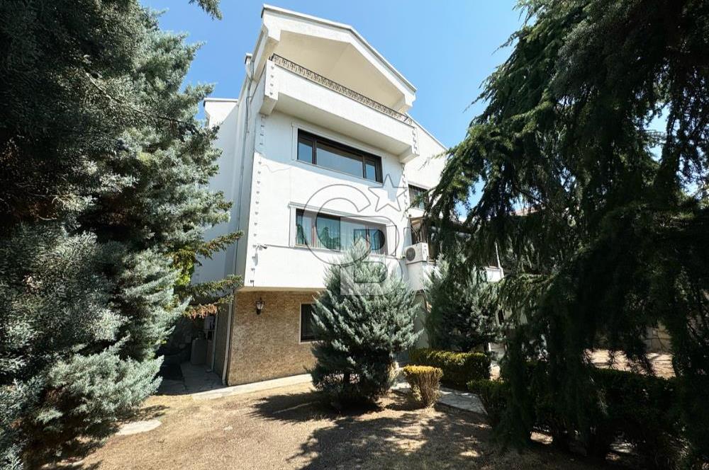 BEYSUKENT'TE 468M2 ARSA ÜZERİNE NET 380M2 5+1 SATILIK TAM MÜSTAKİL VİLLA 