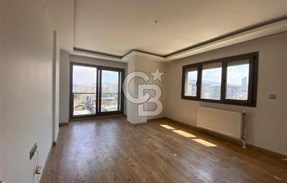 YEŞİLOVA MAHALLESİNDE FORUM BORNOVAYA ,3 DK MESAFEDE KİRALIK 2+1 DAİRE 