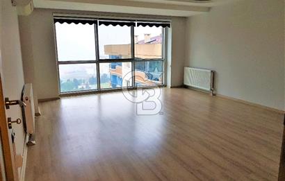 Bayraklı Yüzme Havuzlu Sitede Deniz Manzaralı 3+1 Satılık Daire