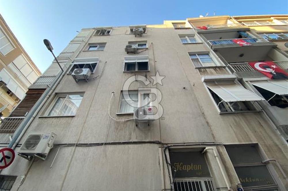 İZMİR KARŞIYAKA ALAYBEY MAH.'de SATILIK 3+1 DAİRE