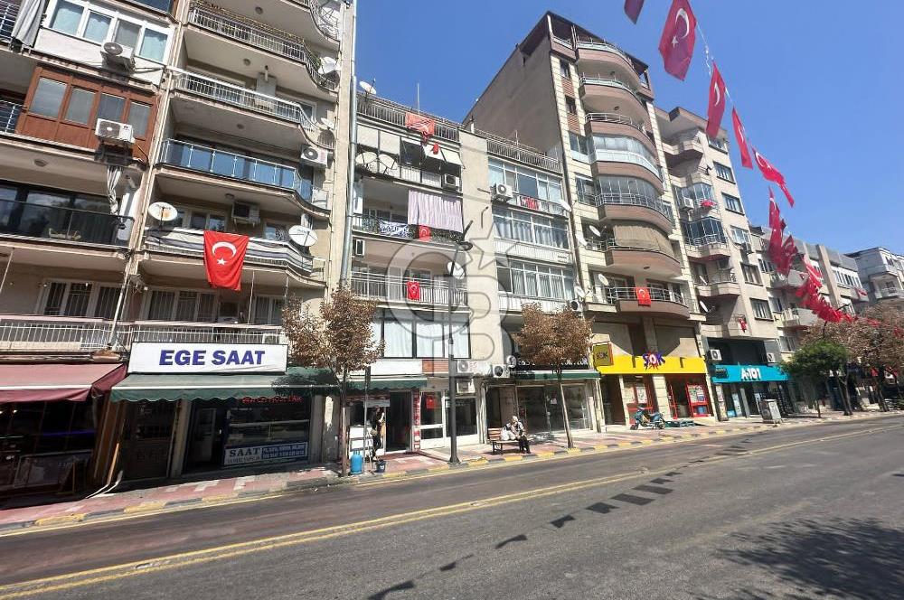 Murat German Karşısı Cadde üstü,3.Kat 120 m2 3+1 Daire