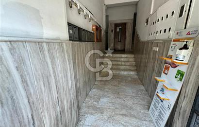 ÇANAKKALE KORDON DA 3+1 ÇİFT CEPHE SATILIK GENİŞ DAİRE