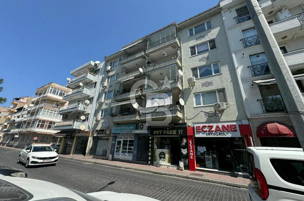 ÇANAKKALE KORDON DA 3+1 ÇİFT CEPHE SATILIK GENİŞ DAİRE