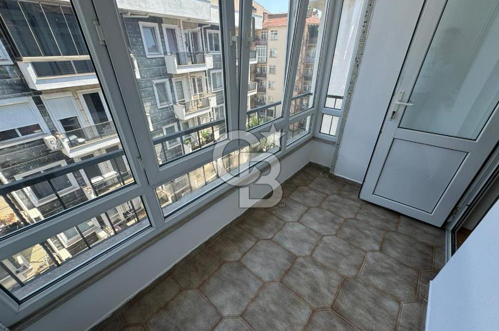 ÇANAKKALE KORDON DA 3+1 ÇİFT CEPHE SATILIK GENİŞ DAİRE