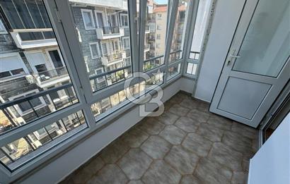 ÇANAKKALE KORDON DA 3+1 ÇİFT CEPHE SATILIK GENİŞ DAİRE