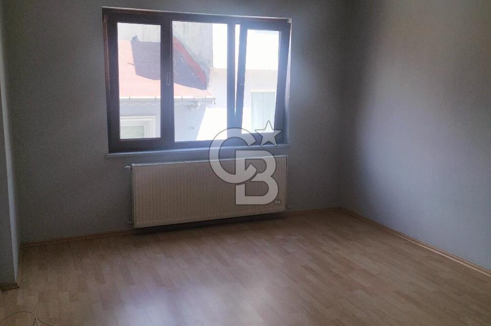 KOĞUKÇINAR BARBAROS ORTAOKULU KARŞISI KİRALIK 3+1 DAİRE