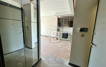 CB TOWER ZERAY MAHAL KARTEPE 'DE SATILIK 1+1 BAHÇE KATI DAİRE