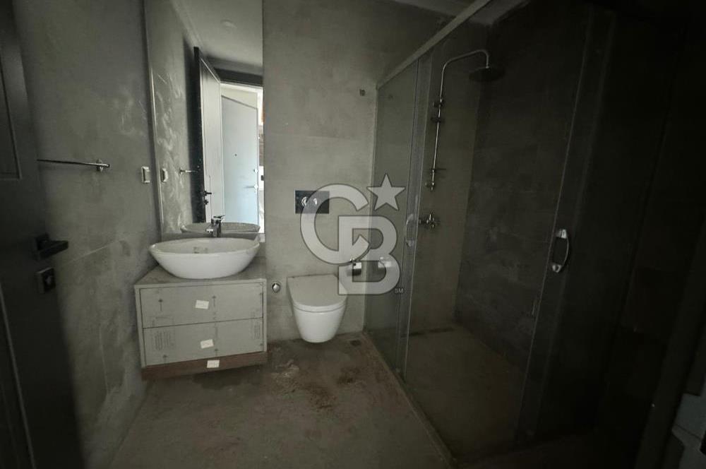 CB TOWER ZERAY MAHAL KARTEPE 'DE SATILIK 1+1 BAHÇE KATI DAİRE