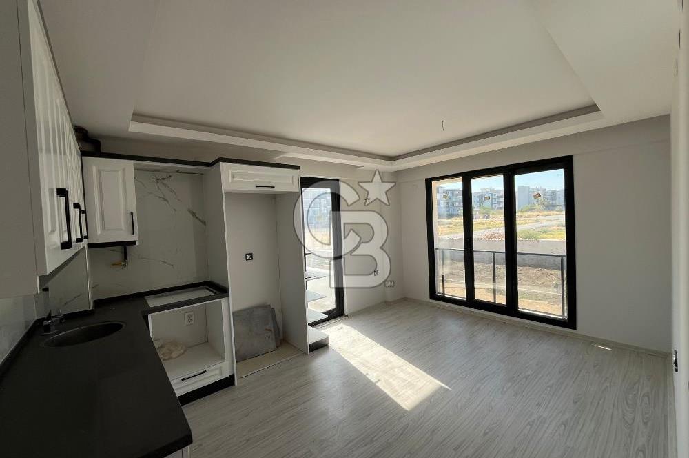 Menemen Seyrekte Kiralık 1+1 Merkezi Konum Daire