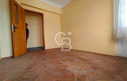 KARAPÜRÇEK CADDESİ ÜZERİNDE 3+1 SATILIK DAİRE