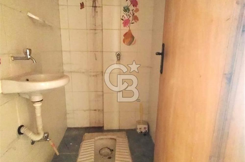 KARAPÜRÇEK CADDESİ ÜZERİNDE 3+1 SATILIK DAİRE