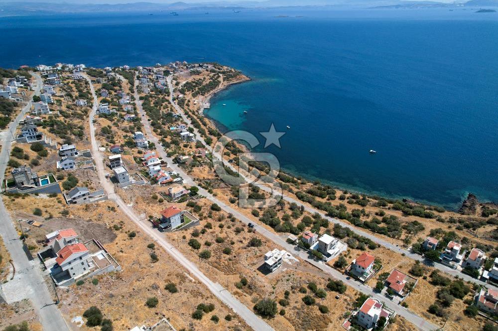 ÇANDARLI EYKO DA KAPANMAZ DENİZ MANZARALI MUHTEŞEM KONUMDA ARSA