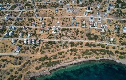 ÇANDARLI EYKO DA KAPANMAZ DENİZ MANZARALI MUHTEŞEM KONUMDA ARSA