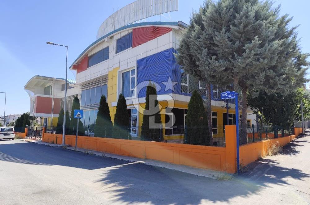 Yaşamkent'te Kiralık Komple Bina.