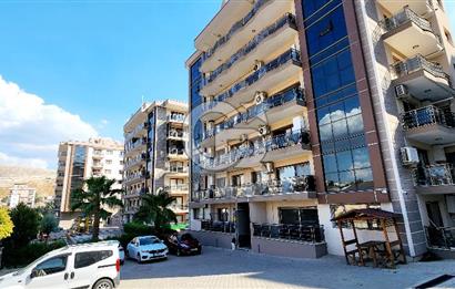 ÇİĞLİ HARMANDALI 'DA HAVUZLU GÜVENLİKLİ SİTEDE SATILIK 4+1 DAİRE