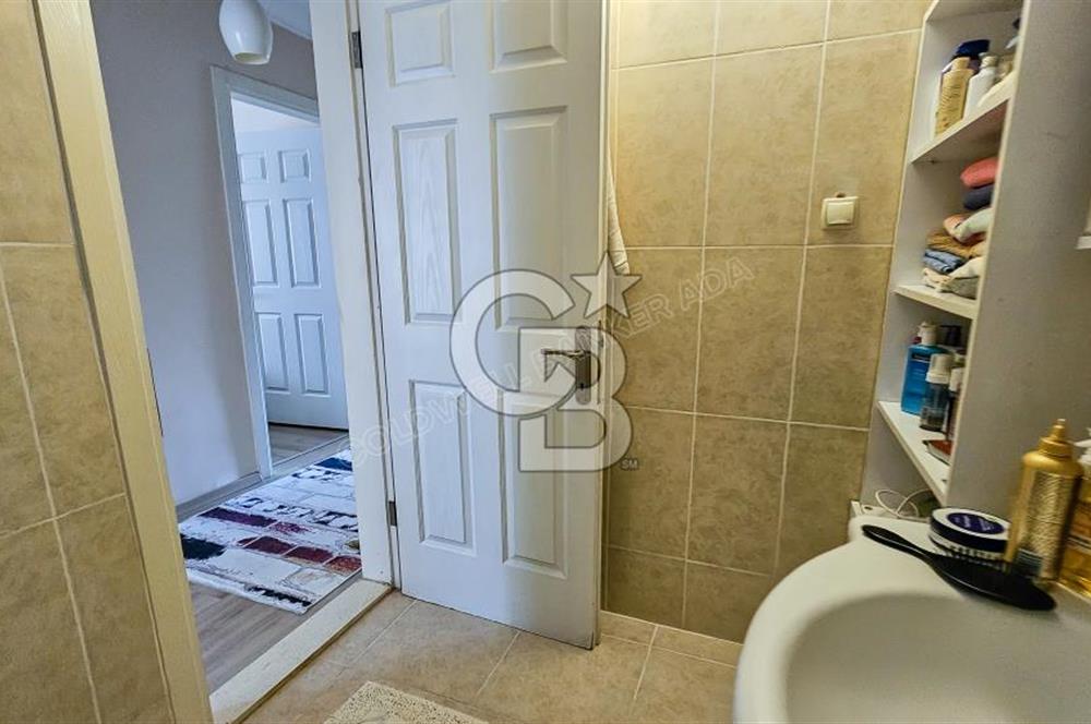 KUŞADASI EGE MAHALLESİNDE HAVUZLU SİTEDE ARA KAT 3+1 DAİRE