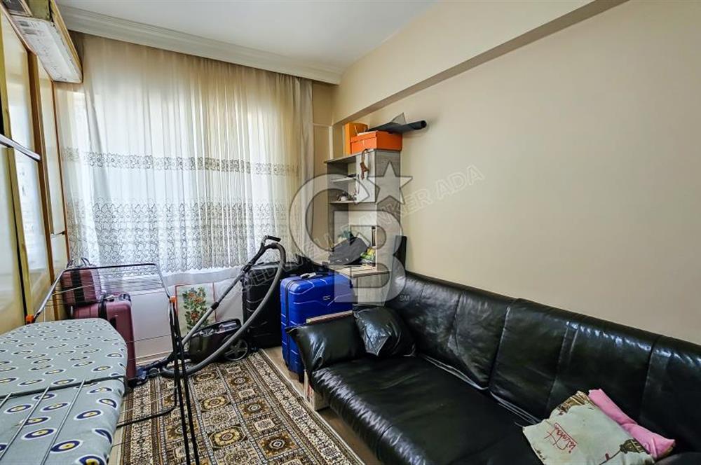 KUŞADASI EGE MAHALLESİNDE HAVUZLU SİTEDE ARA KAT 3+1 DAİRE