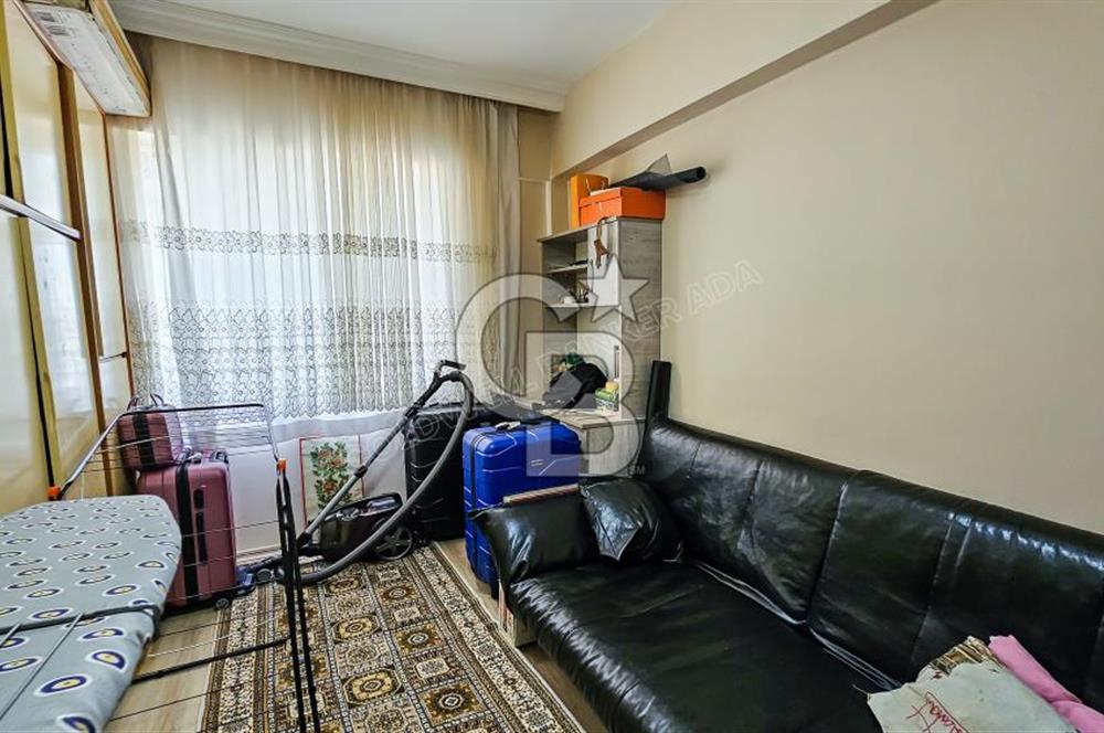 KUŞADASI EGE MAHALLESİNDE HAVUZLU SİTEDE ARA KAT 3+1 DAİRE