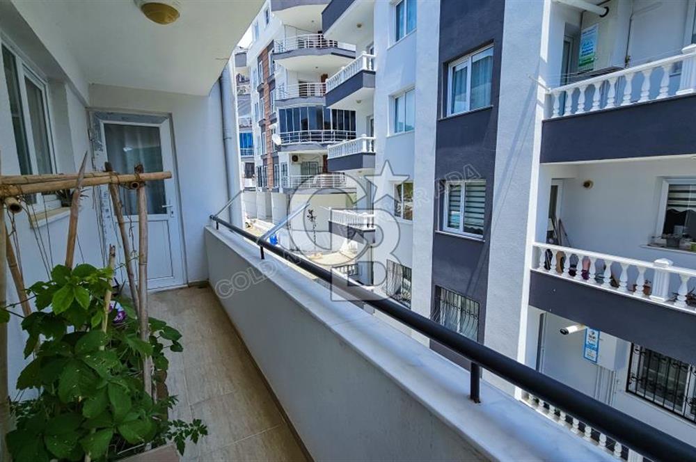 KUŞADASI EGE MAHALLESİNDE HAVUZLU SİTEDE ARA KAT 3+1 DAİRE