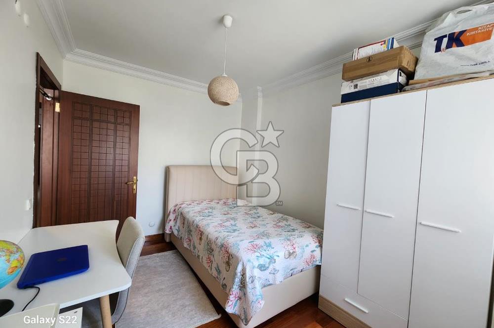 ERENKÖY'DE DİNÇ BİNADA KATTA TEK SATILIK 4+1 DAİRE