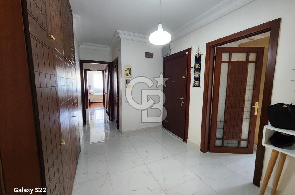 ERENKÖY'DE DİNÇ BİNADA KATTA TEK SATILIK 4+1 DAİRE