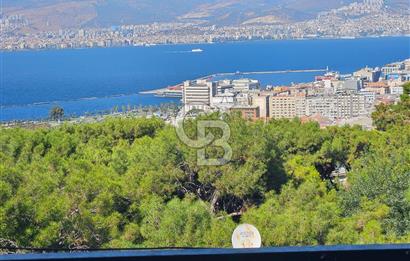 İzmir Konak'ta Deniz Manzaralı Komple Satılık Bina