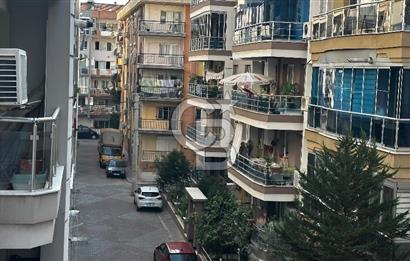 İzmir Karşıyaka Yalı Mahallesinde Satılık 3+1 Daire