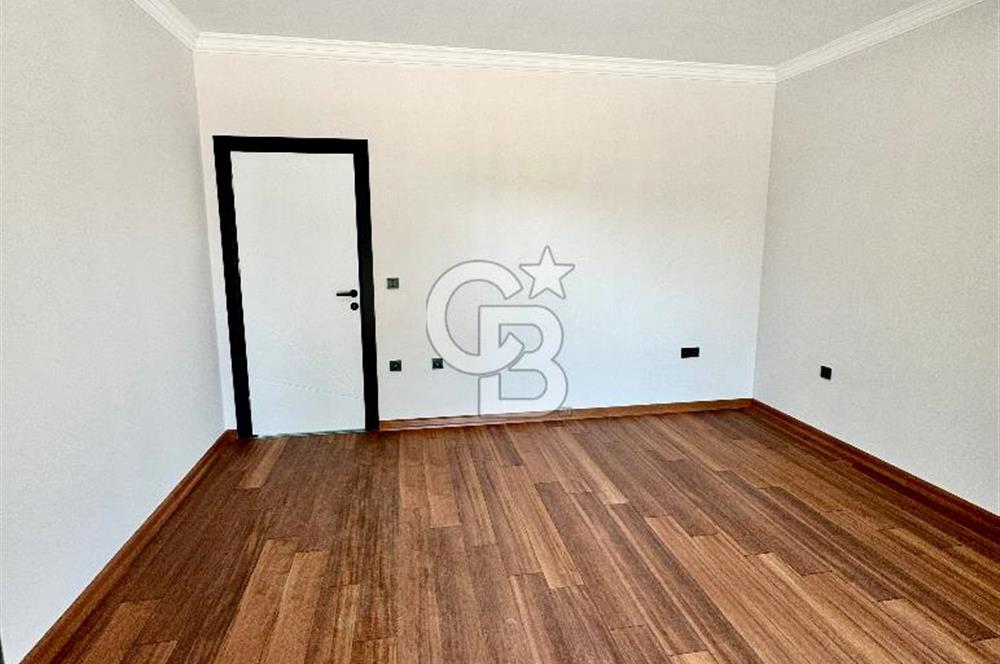 Urla'da 4+1 165 m2 Çelik Konstrüksiyon Loft Kiralık Sıfır Villa