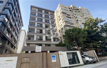 CADDEBOSTAN İSKELE SOKAKTA BALKONLU 3+1 145M2 SIFIR DAİRE!!!