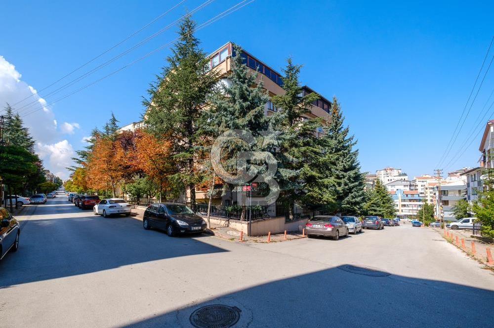 ÇANKAYA İLKBAHAR MAHALLESİNDE YAPILI SATILIK 4+1 DAİRE