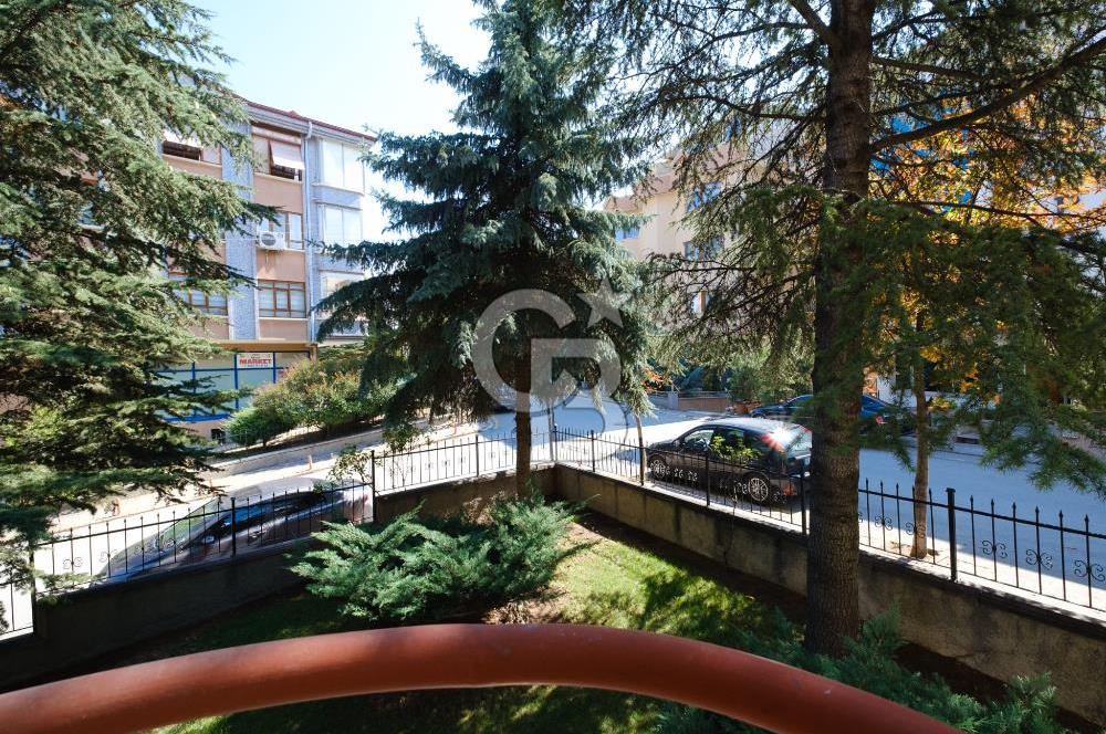 ÇANKAYA İLKBAHAR MAHALLESİNDE YAPILI SATILIK 4+1 DAİRE