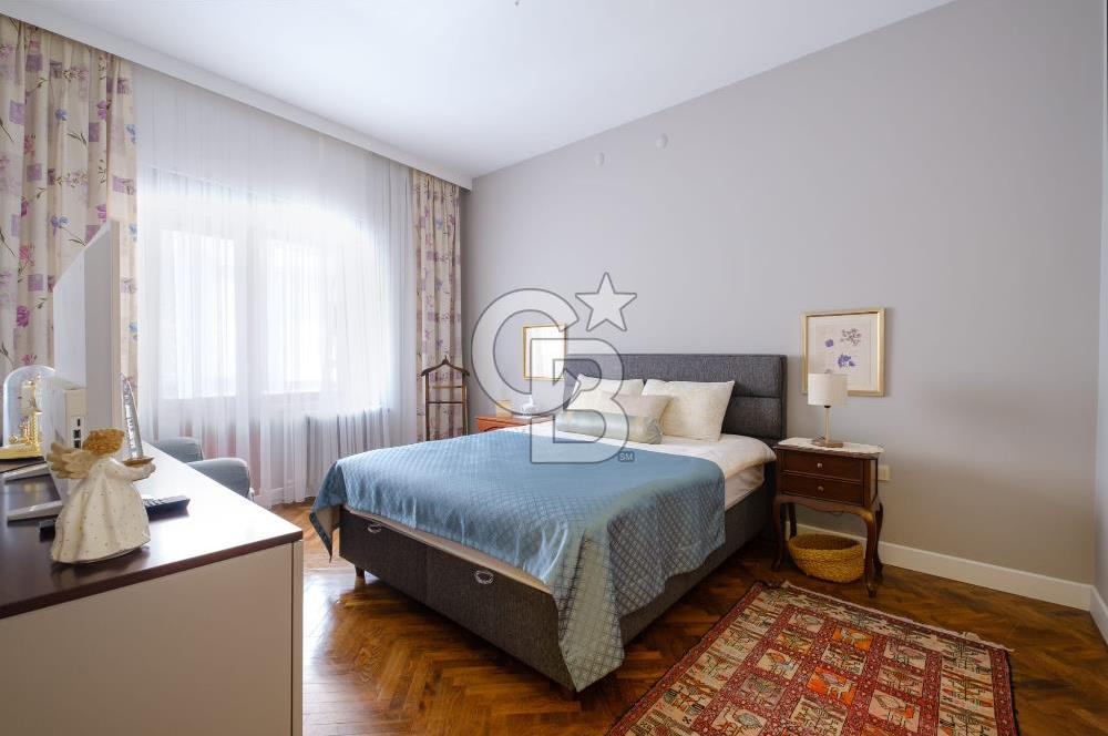 ÇANKAYA İLKBAHAR MAHALLESİNDE YAPILI SATILIK 4+1 DAİRE