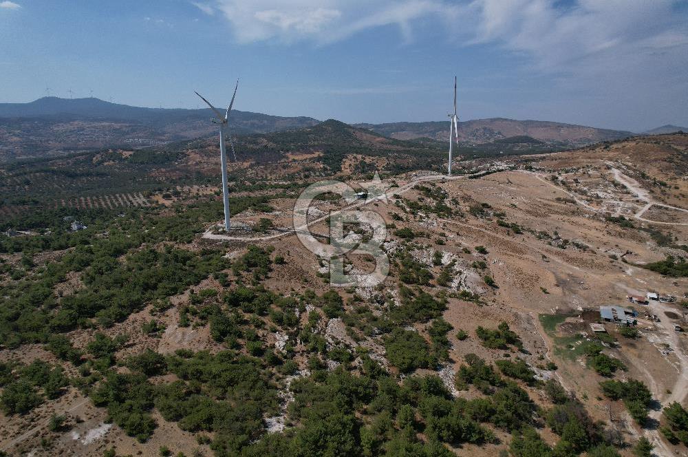 ÇANDARLI MAVİKENT BÖLGESİNDE HARİKA KONUMLU SATILIK İMARLI ARSA