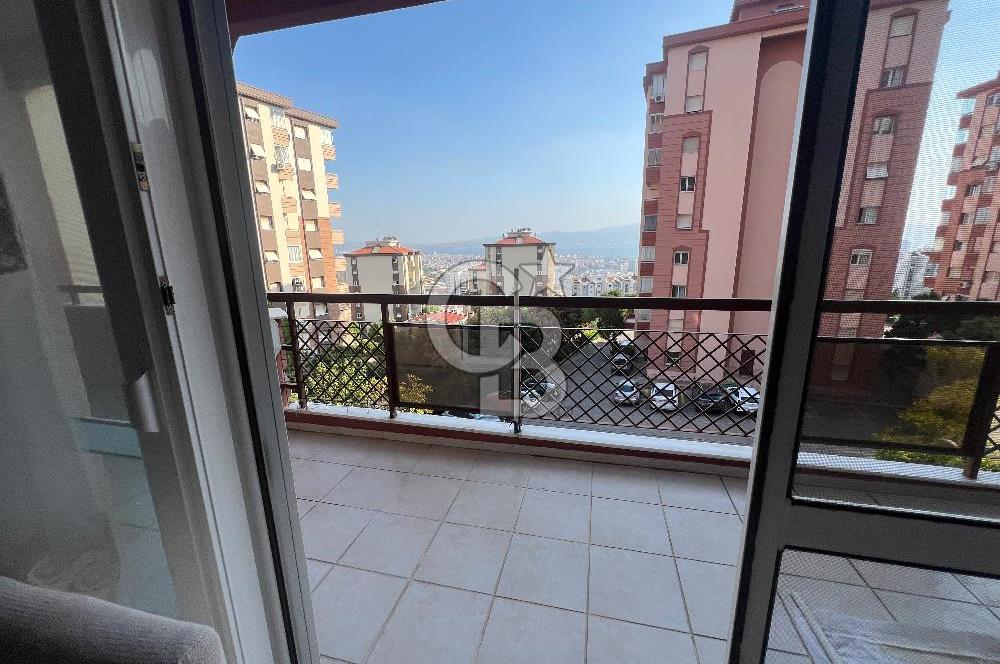 Karşıyaka Ketenci Sitesi 3+1 Deniz Manzaralı Satılık Daire