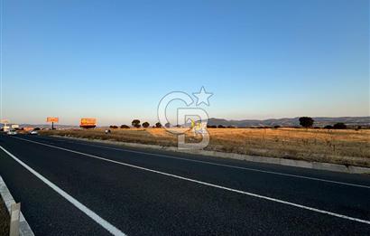 UŞAK İZMİR YOLU ÜZERİ GÜRE MEVKİİNDE SANAYİ KARŞISI YOLA CEPHELİ