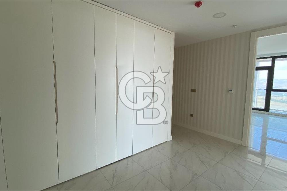 VEB TOWER'DA SATILIK LÜX 4+1 DAİRE