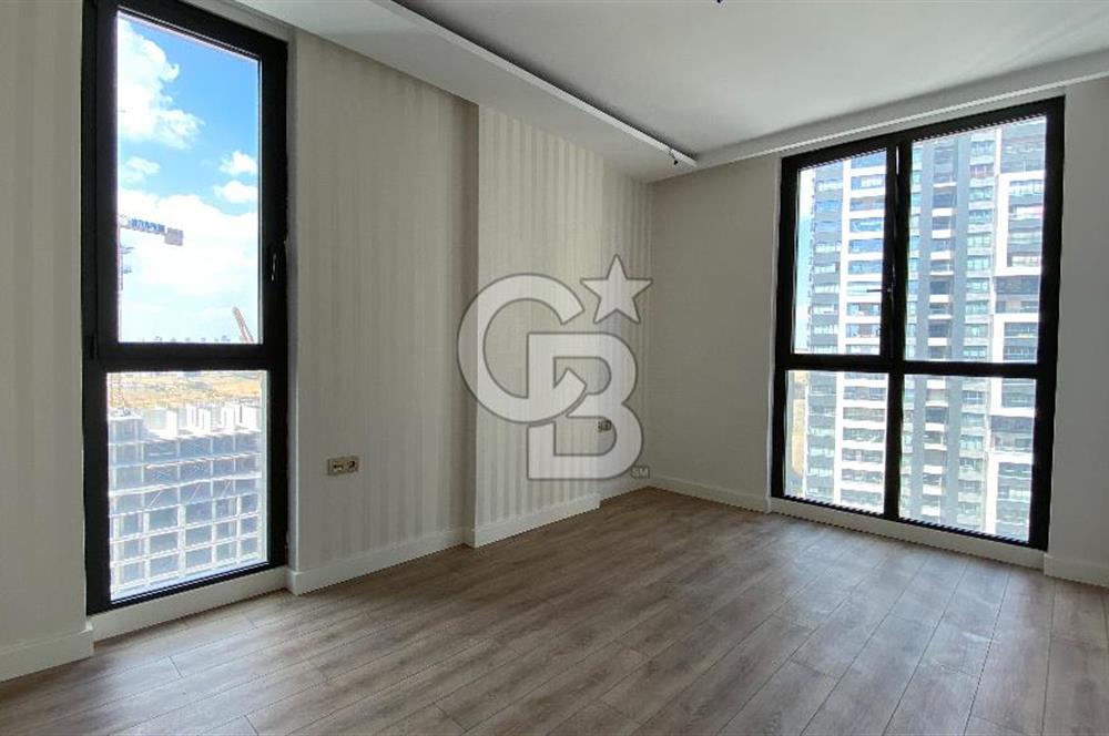 VEB TOWER'DA SATILIK LÜX 4+1 DAİRE