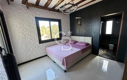 Alaçatı Panaromik Deniz Manzaralı 8+2 Tripleks Havuzlu Villa