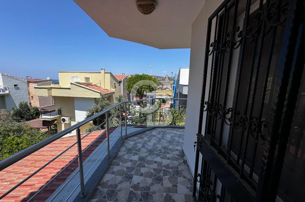 Çeşme'de Denize Komşu Uygun Fiyatlı Villa