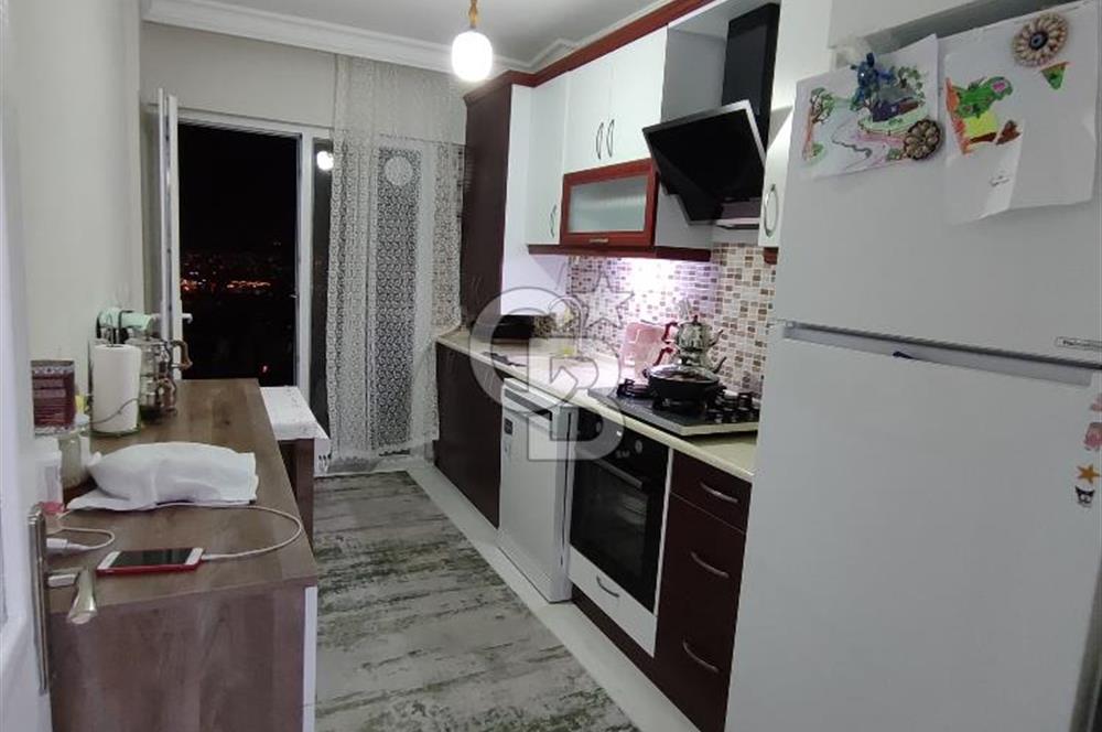 Bornova Evka-4 ' te SATILIK 3+1 DAİRE