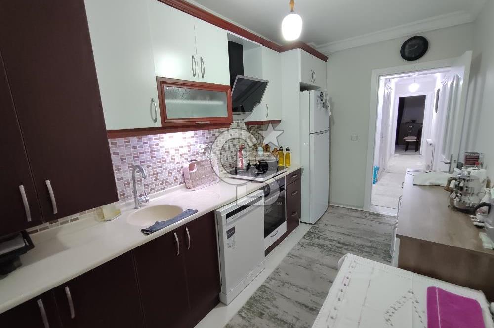 Bornova Evka-4 ' te SATILIK 3+1 DAİRE