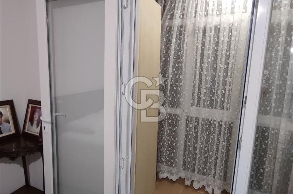 Bornova Evka-4 ' te SATILIK 3+1 DAİRE