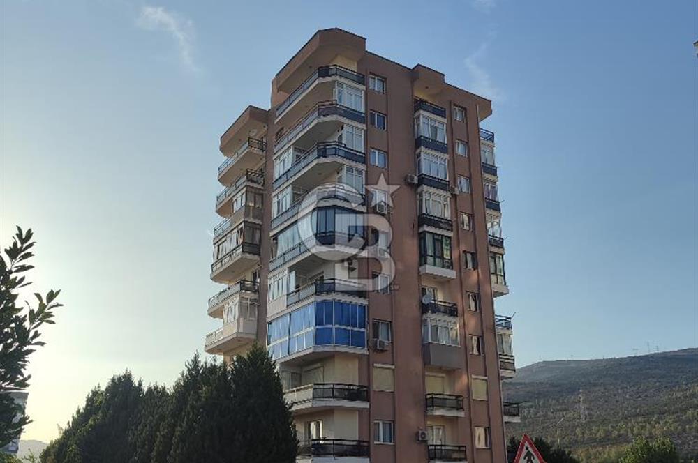 Bornova Evka-4 ' te SATILIK 3+1 DAİRE