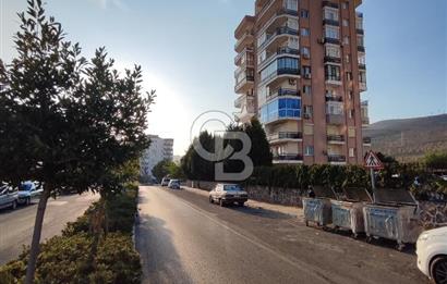 Bornova Evka-4 ' te SATILIK 3+1 DAİRE