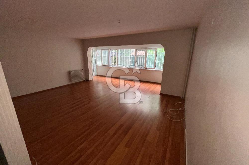 Acıbadem Sabancı 2 Sitesinde Kapalı Balkonlu 2+1 Kiralık Daire