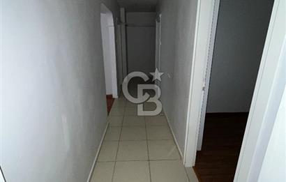 Acıbadem Sabancı 2 Sitesinde Kapalı Balkonlu 2+1 Kiralık Daire